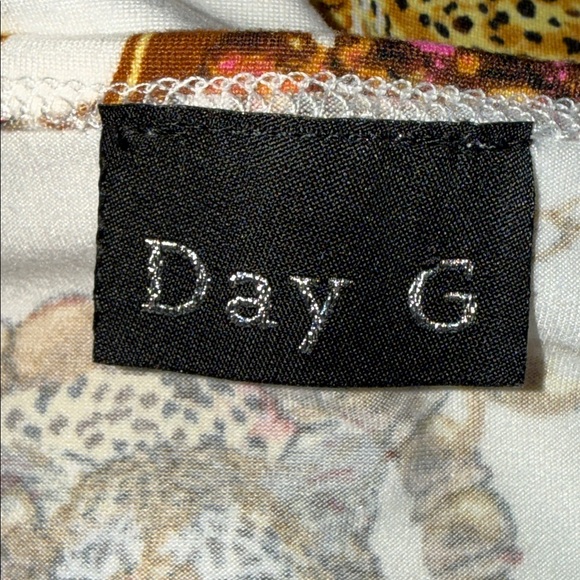 DAY G Bodysuit - Picture 4 of 7